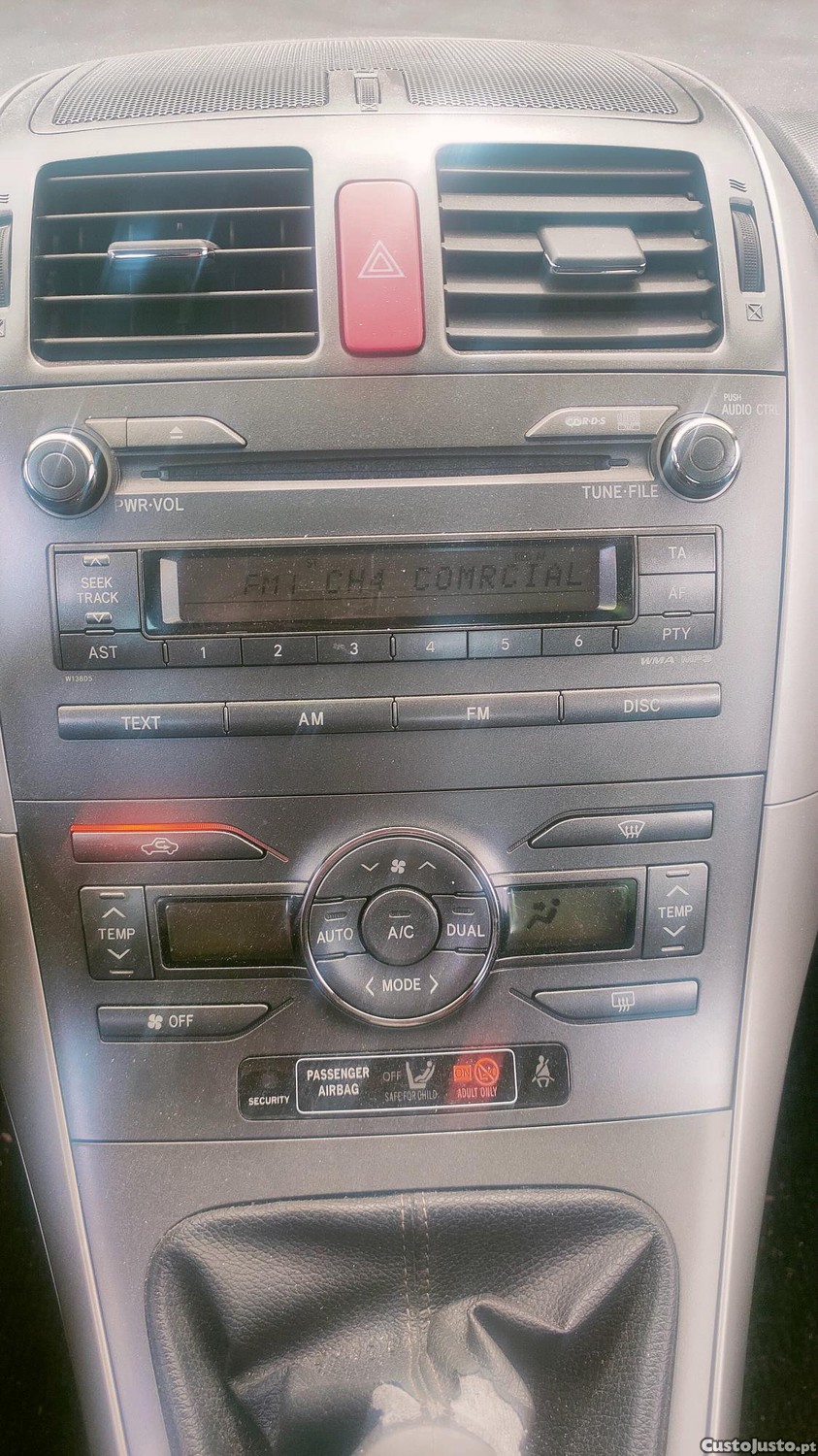 Toyota Auris 1.4D — fotografia 4