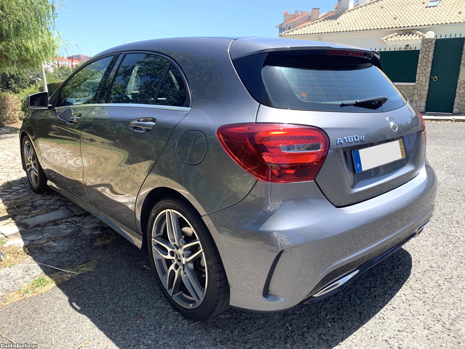 Mercedes-Benz A 180 D AUT Pack AMG 52 Mil Kms Nacional — fotografia 3