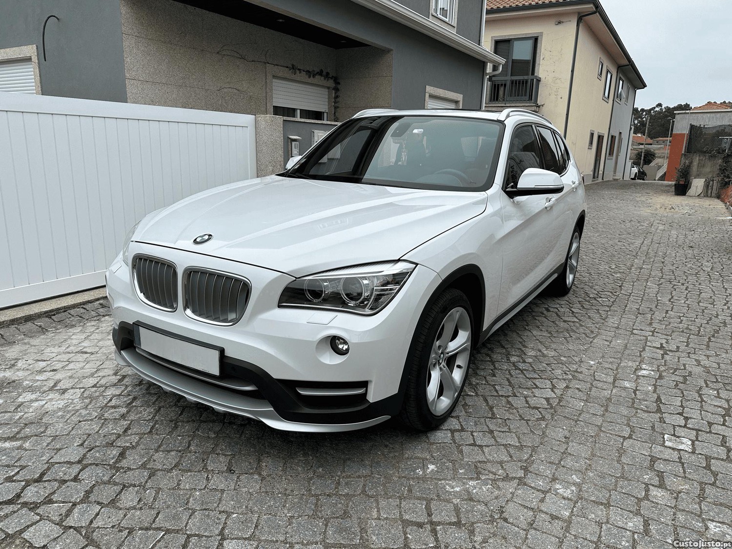 BMW X1 Sdrive18d — fotografia 11