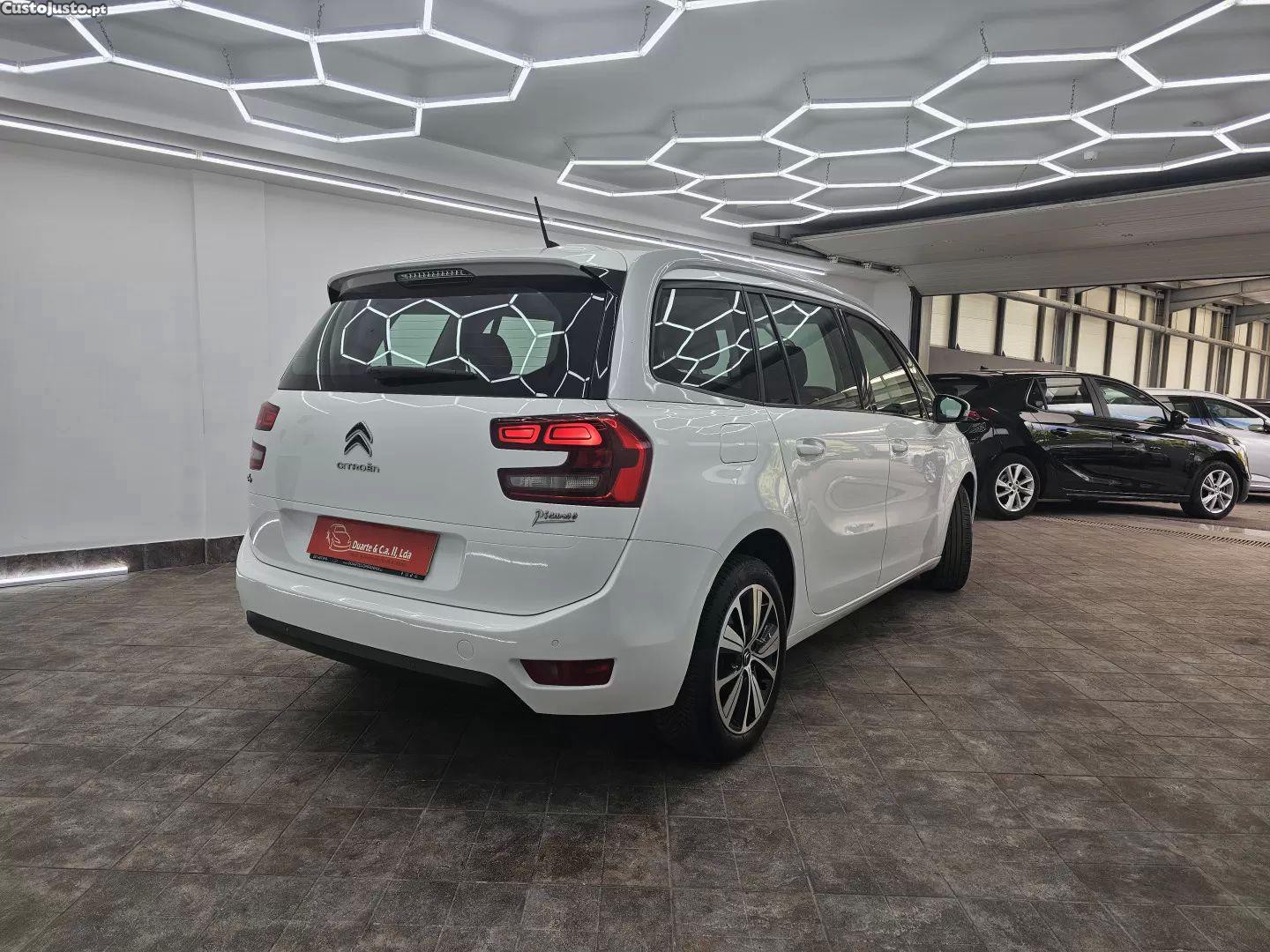 Citroën C4 Grand Picasso 2.0 bluehdi shine eat6 — fotografia 20