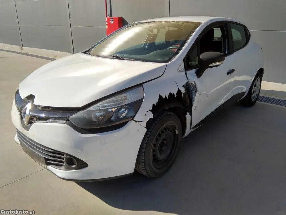 Renault Clio 1.5 dCi 75 (55 kW / 75 cv) [11.2012 - 08.2021] - 15 foto 4