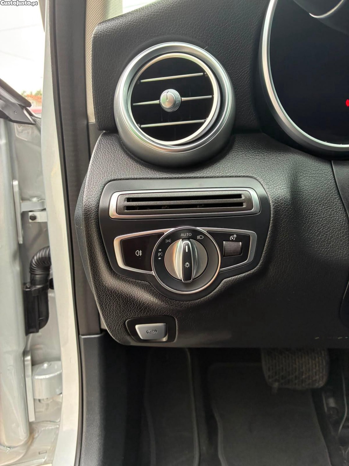 Mercedes-Benz C 300 de Avantgarde — fotografia 17