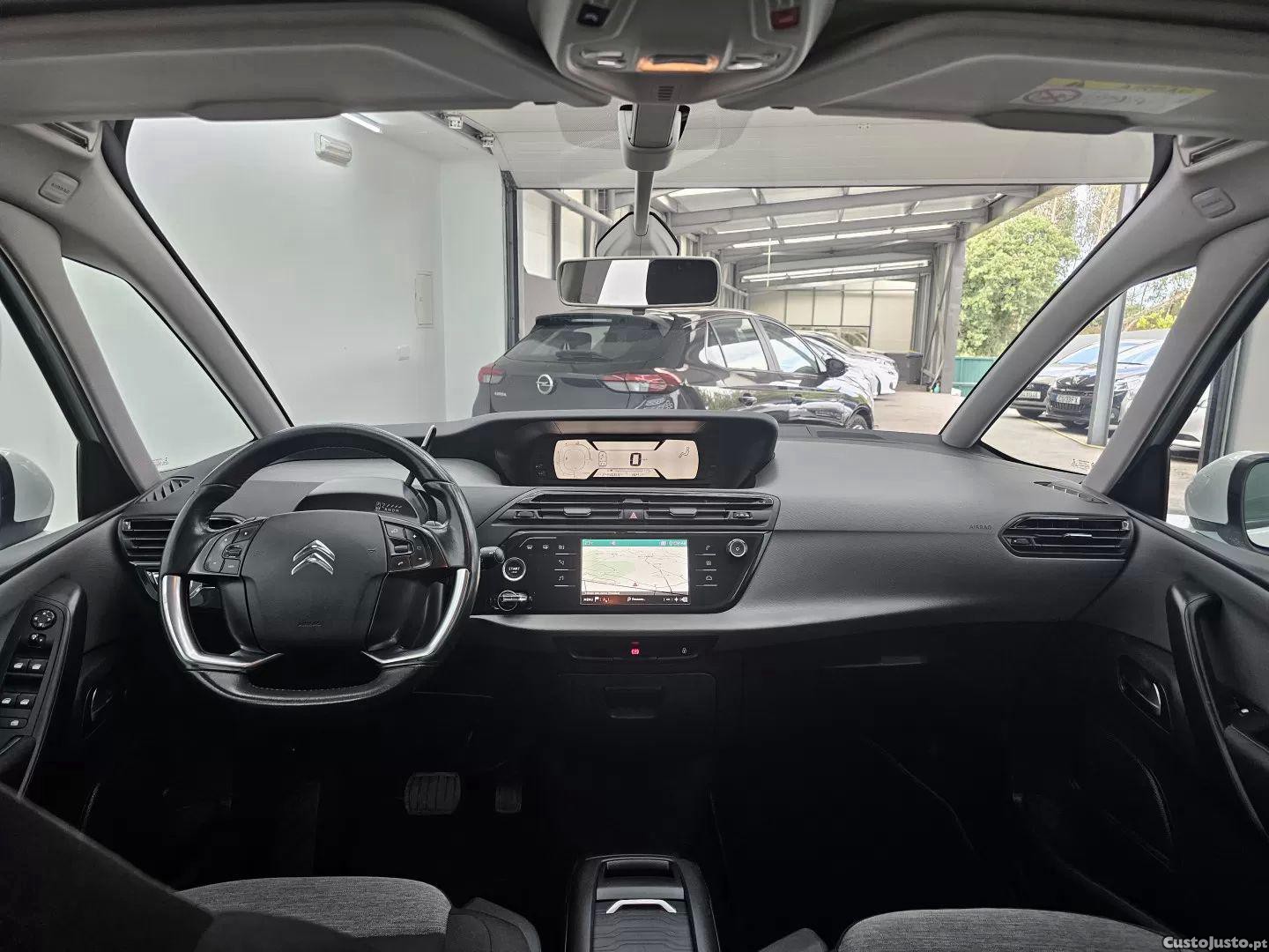 Citroën C4 Grand Picasso 2.0 bluehdi shine eat6 — fotografia 11