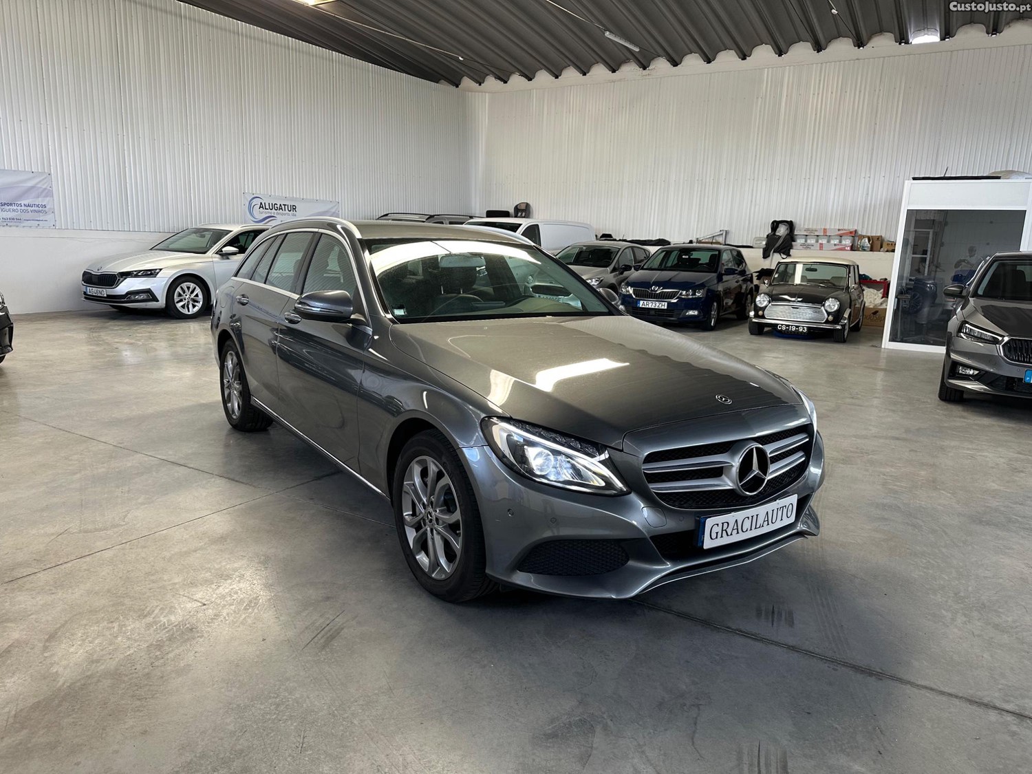 Mercedes-Benz C 250 d Avantgarde Auto — fotografia 7