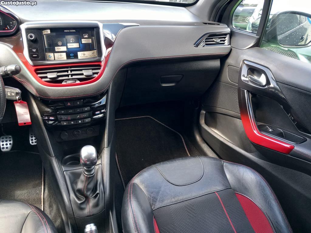 Peugeot 208 1.6 THP GTi — fotografia 4