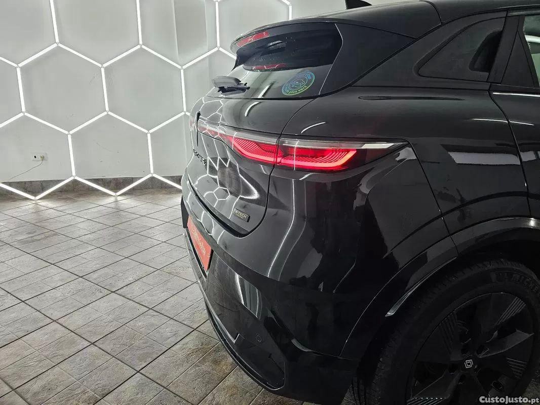 Renault Mégane Ev40 equilibre — fotografia 10