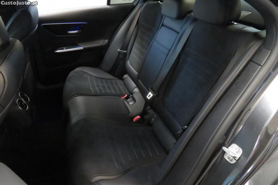 Mercedes-Benz C 300 d AMG Line — fotografia 18