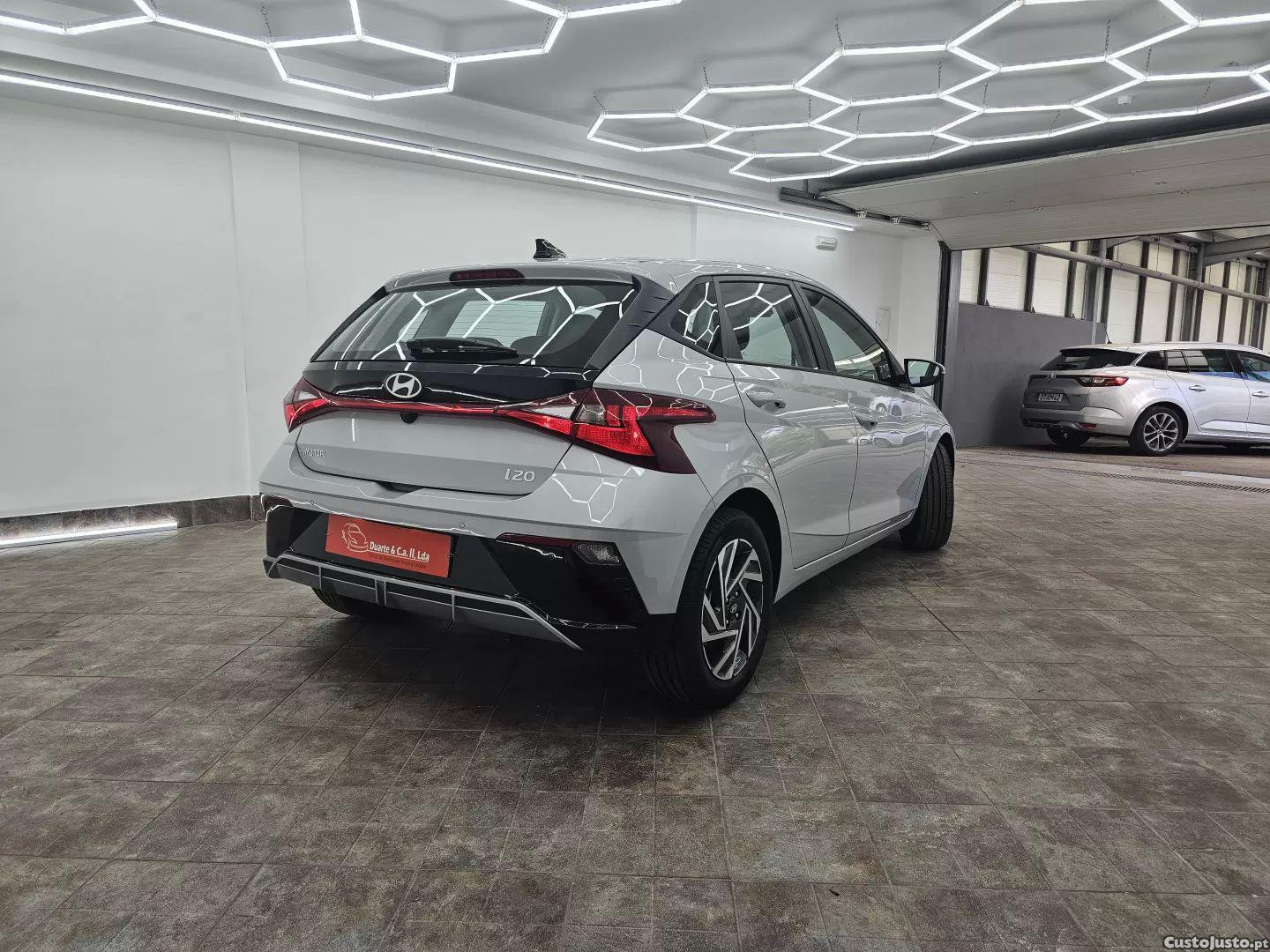 Hyundai i20 1.0 t-gdi comfort — fotografia 17