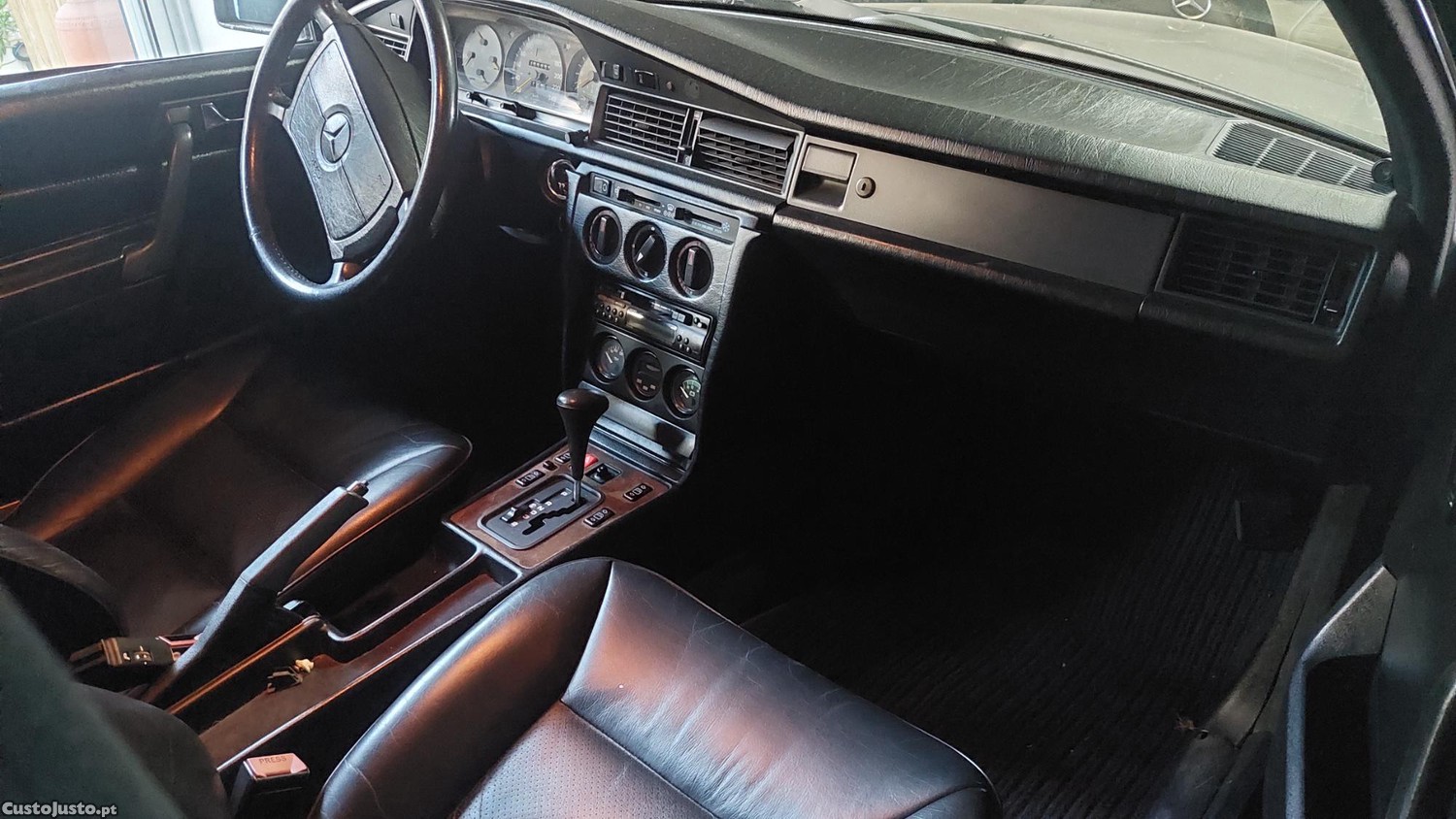 Mercedes-Benz 190 2.6 E — fotografia 6