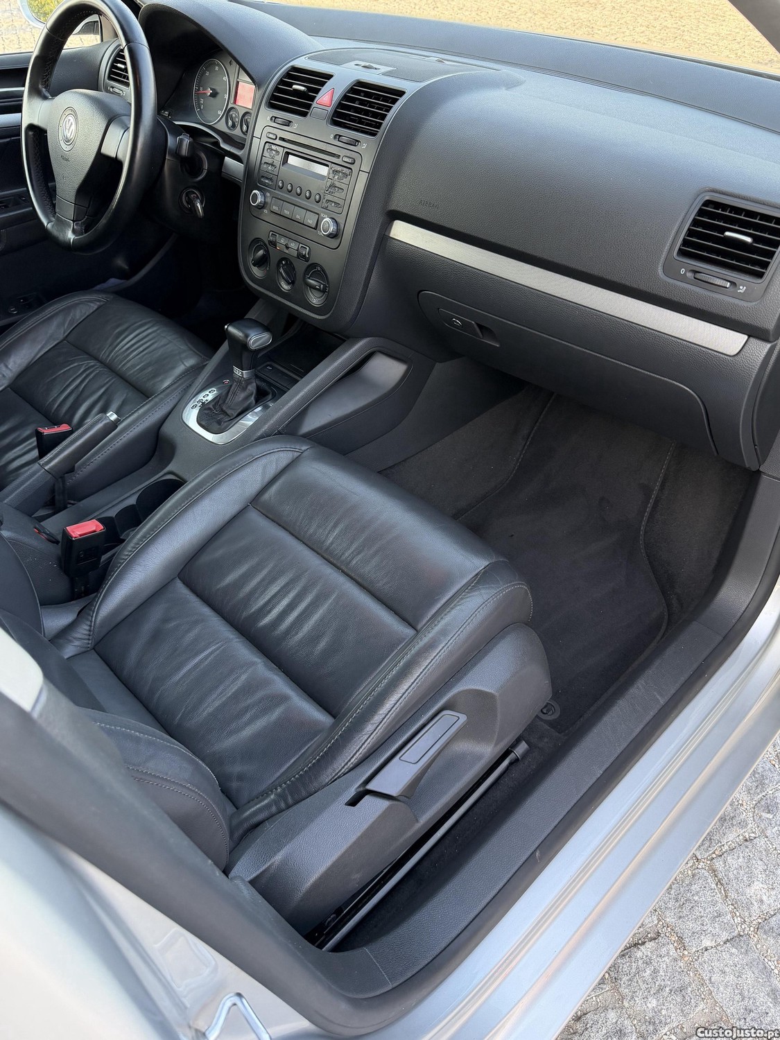 Volkswagen Jetta 1.9 tdi um dono cx automática 180mil km — fotografia 5