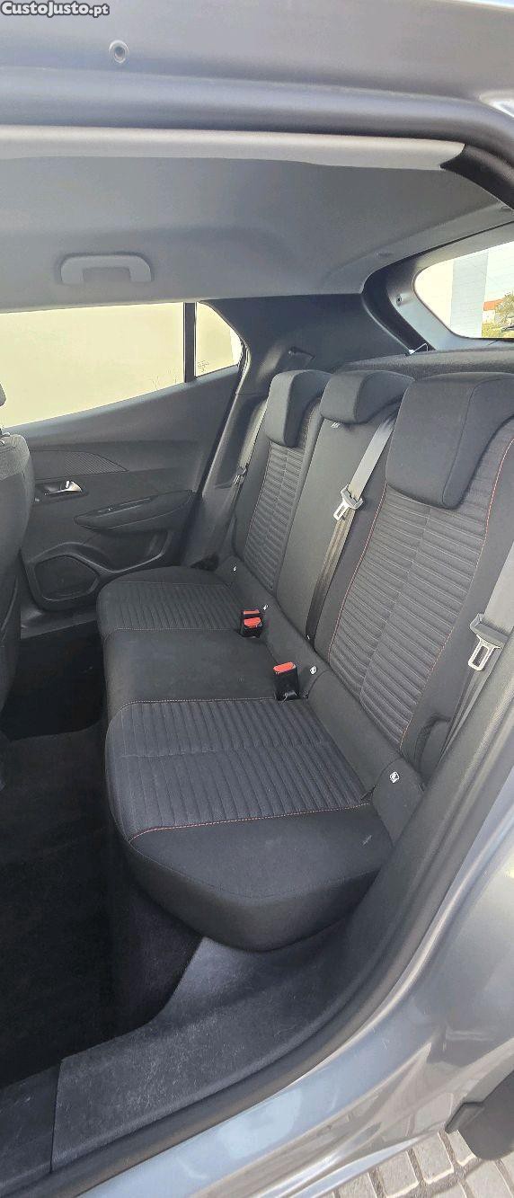 Peugeot 2008 1.5 Hdi — fotografia 7