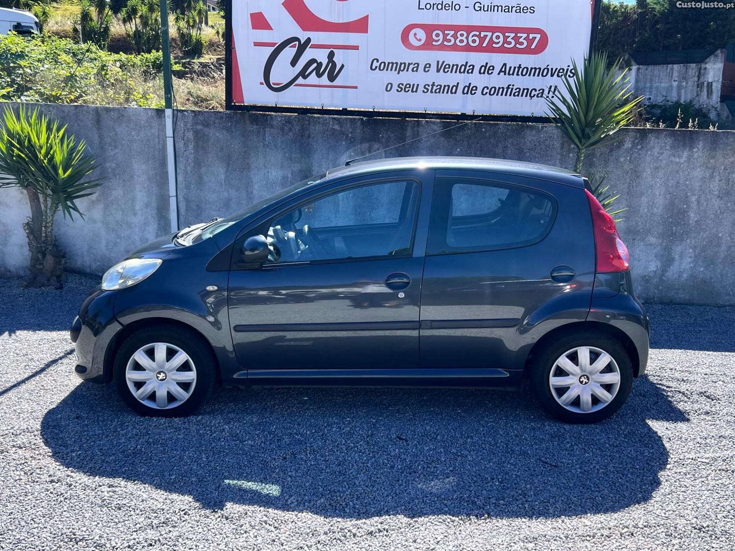 Peugeot 107 Urban — fotografia 14