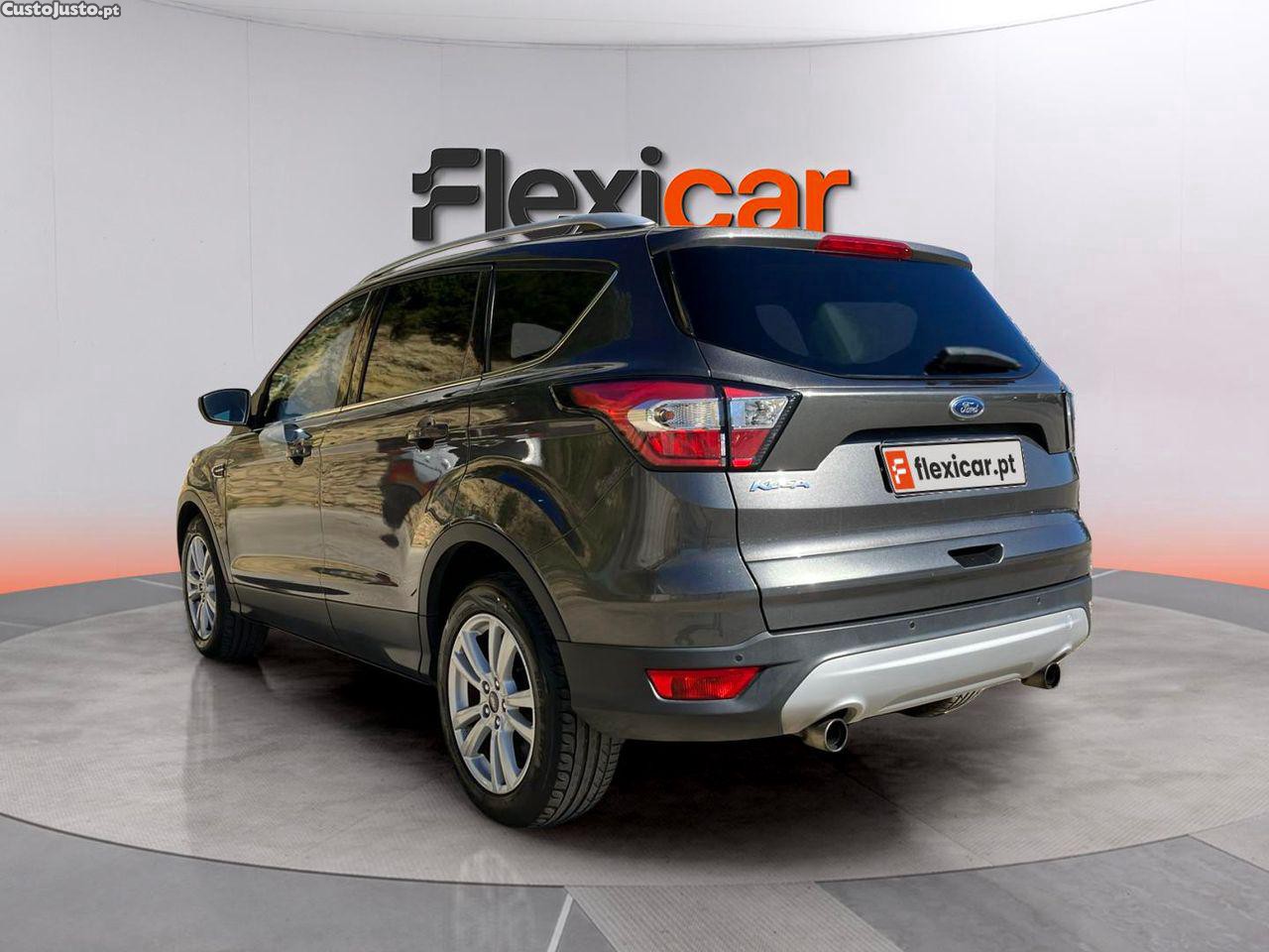 Ford Kuga 1.5 TDCi Titanium — fotografia 14
