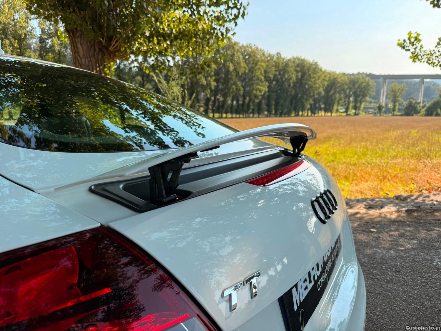 Audi TT Coupé 2.0 TFSi S-line — fotografia 22