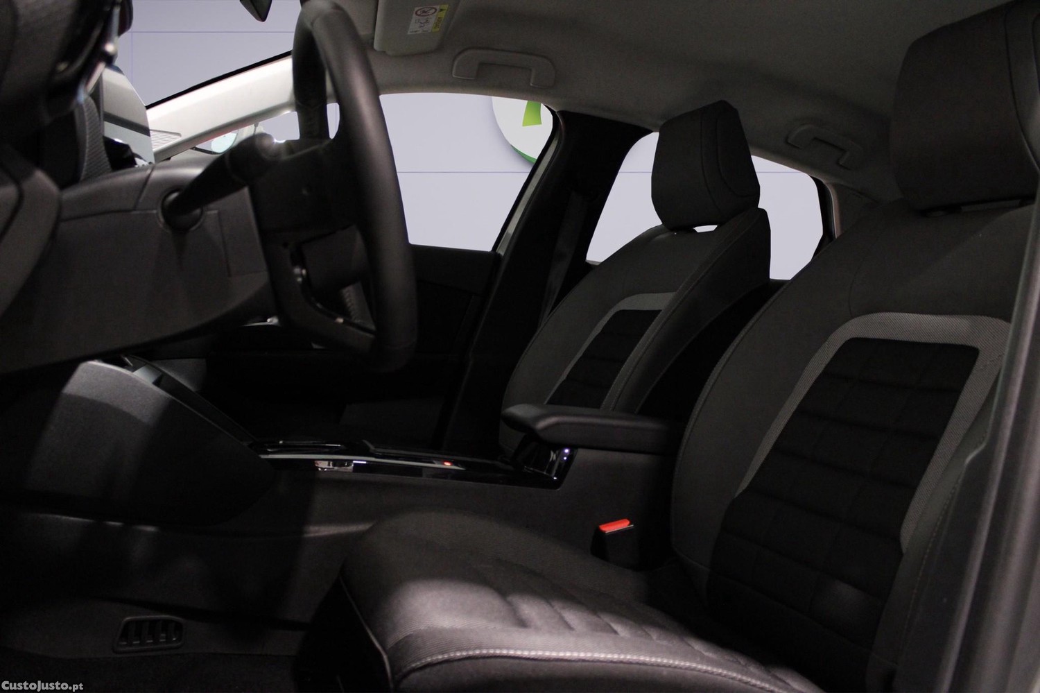 Citroën e-C4 54 kWh E-Series Collection — fotografia 12