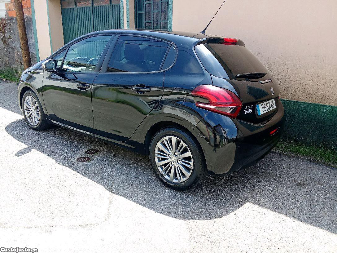 Peugeot 208 Style — fotografia 5