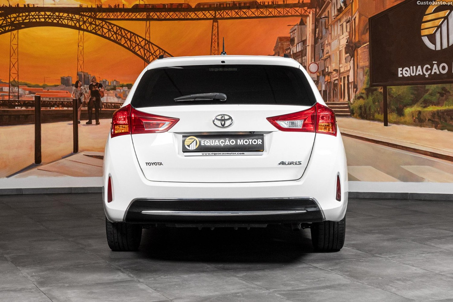 Toyota Auris 1.4 D-4D Comfort+Pack Sport — fotografia 19
