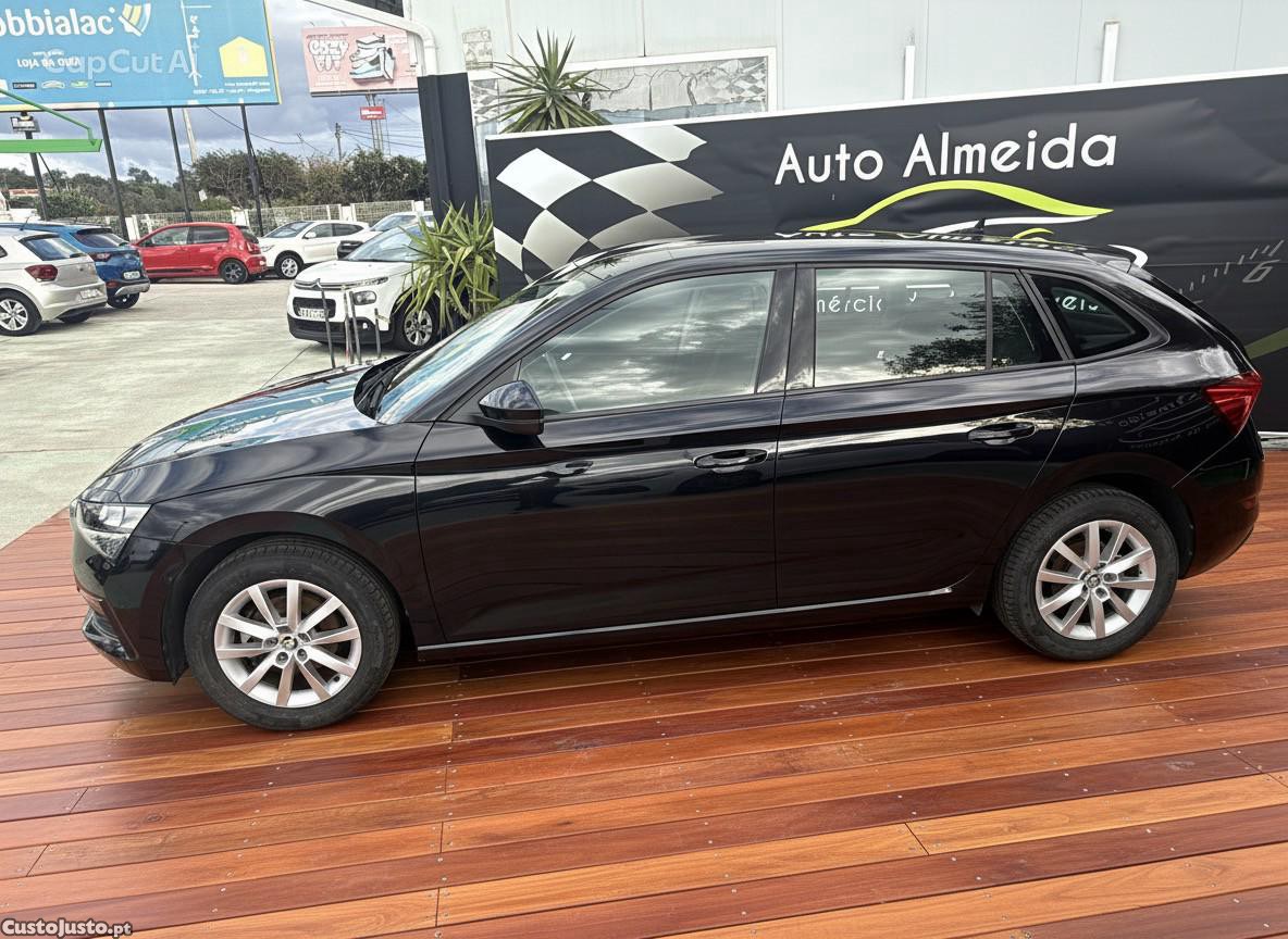 Skoda Scala 1.0 TSI Ambition — fotografia 23