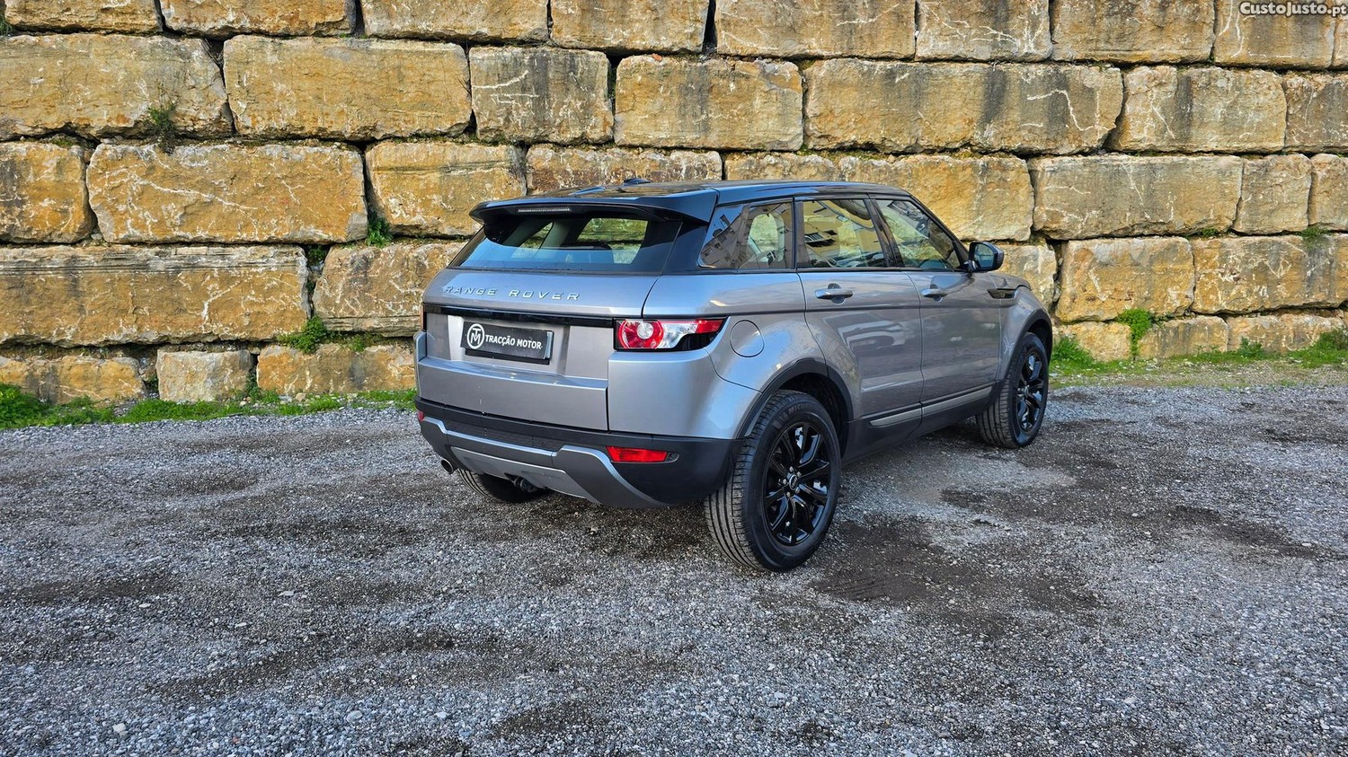 Land Rover Evoque 2.2 eD4 Prestige — fotografia 29