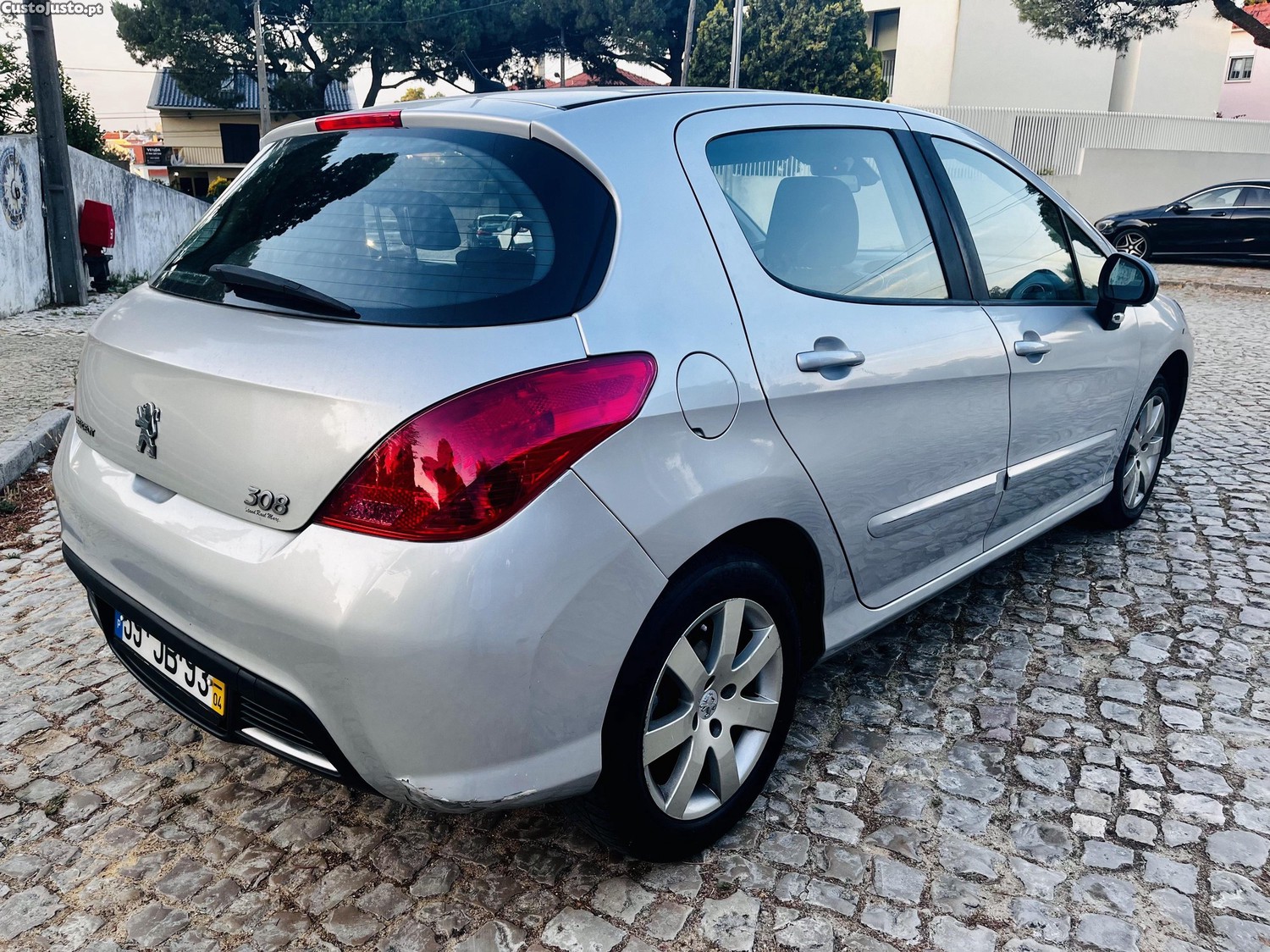 Peugeot 308 1.6 Hdi Executive — fotografia 7