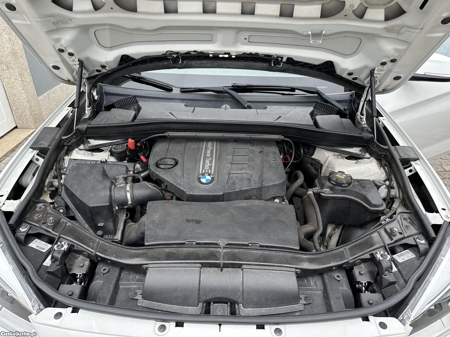 BMW X1 Sdrive18d — fotografia 8
