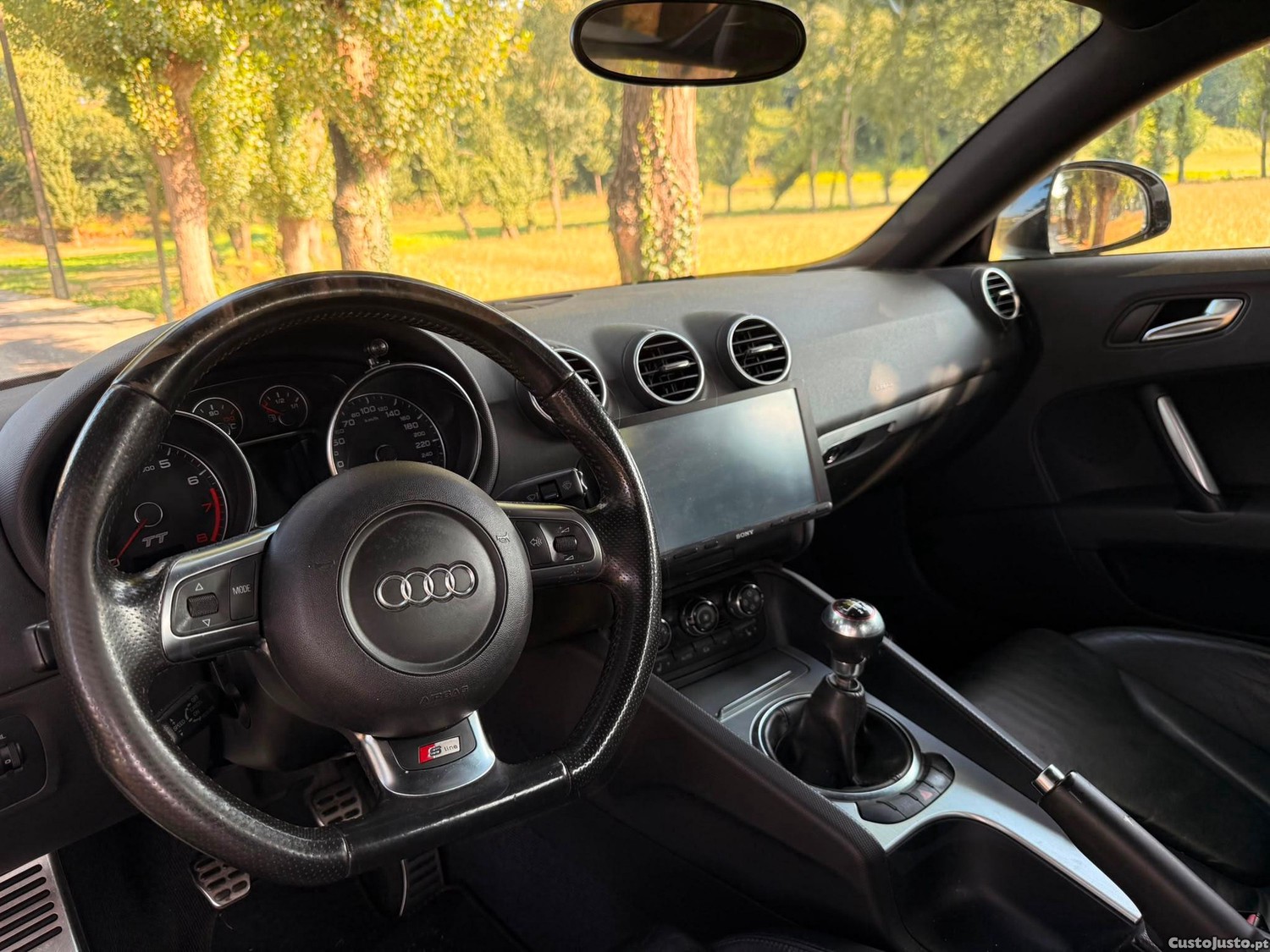 Audi TT Coupé 2.0 TFSi S-line — fotografia 9