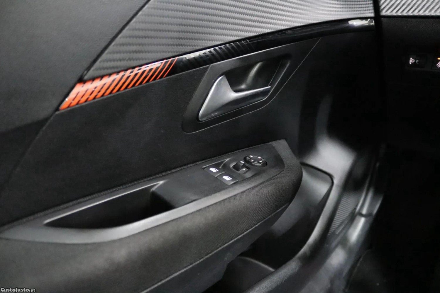 Peugeot 208 PureTech 75 Active Pack — fotografia 4