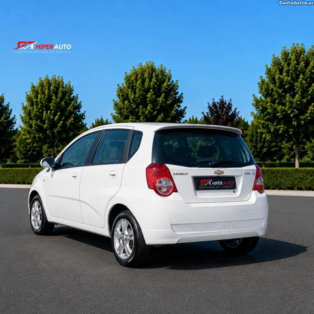 Chevrolet Aveo 1.2 L — fotografia 11