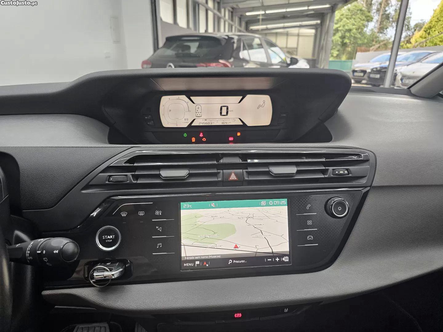 Citroën C4 Grand Picasso 2.0 bluehdi shine eat6 — fotografia 7