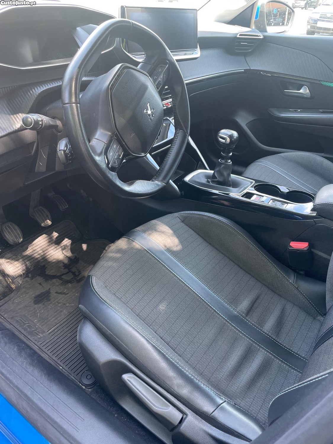 Peugeot 208 ALLURE — fotografia 7