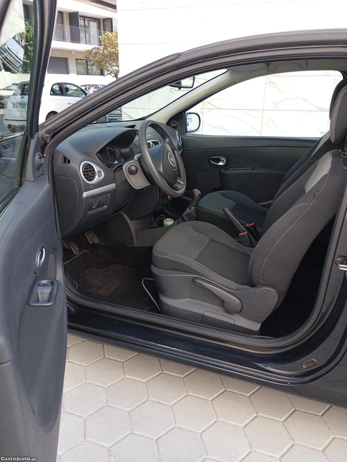 Renault Clio Dynamic s — fotografia 3