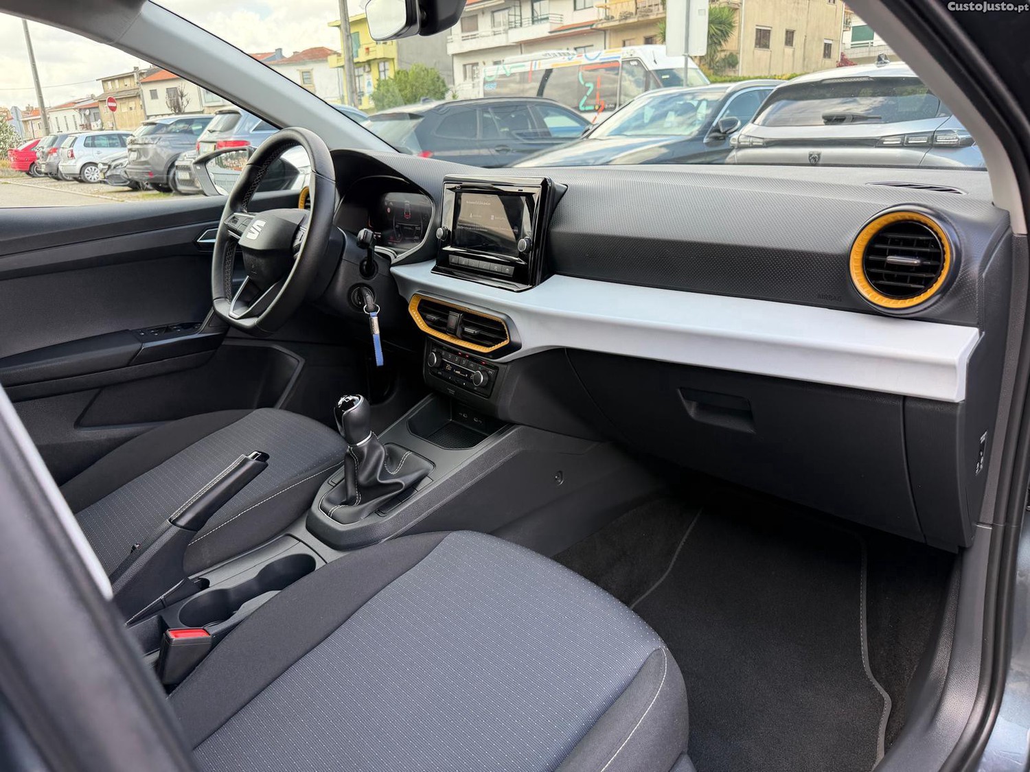 SEAT Ibiza 1.0 TSI Reference — fotografia 10