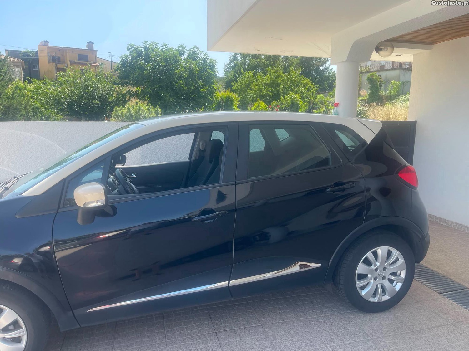 Renault Captur 1.5 DCI Confort — fotografia 5