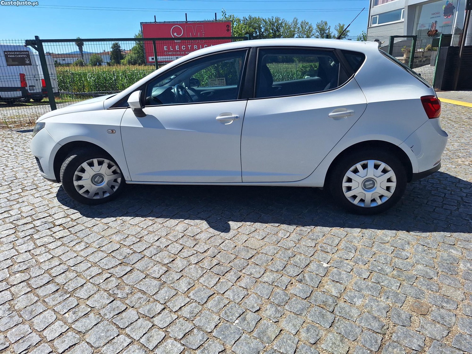 SEAT Ibiza Confort — fotografia 5