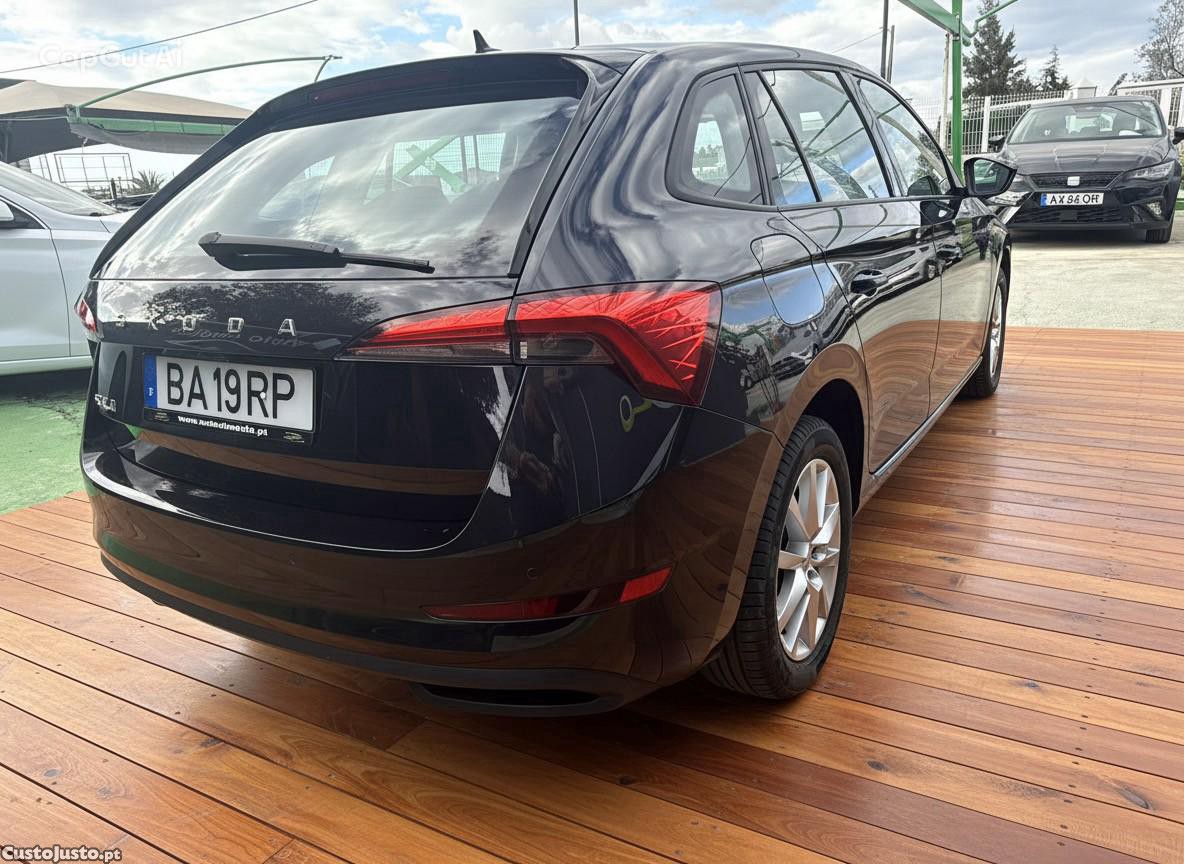 Skoda Scala 1.0 TSI Ambition — fotografia 19