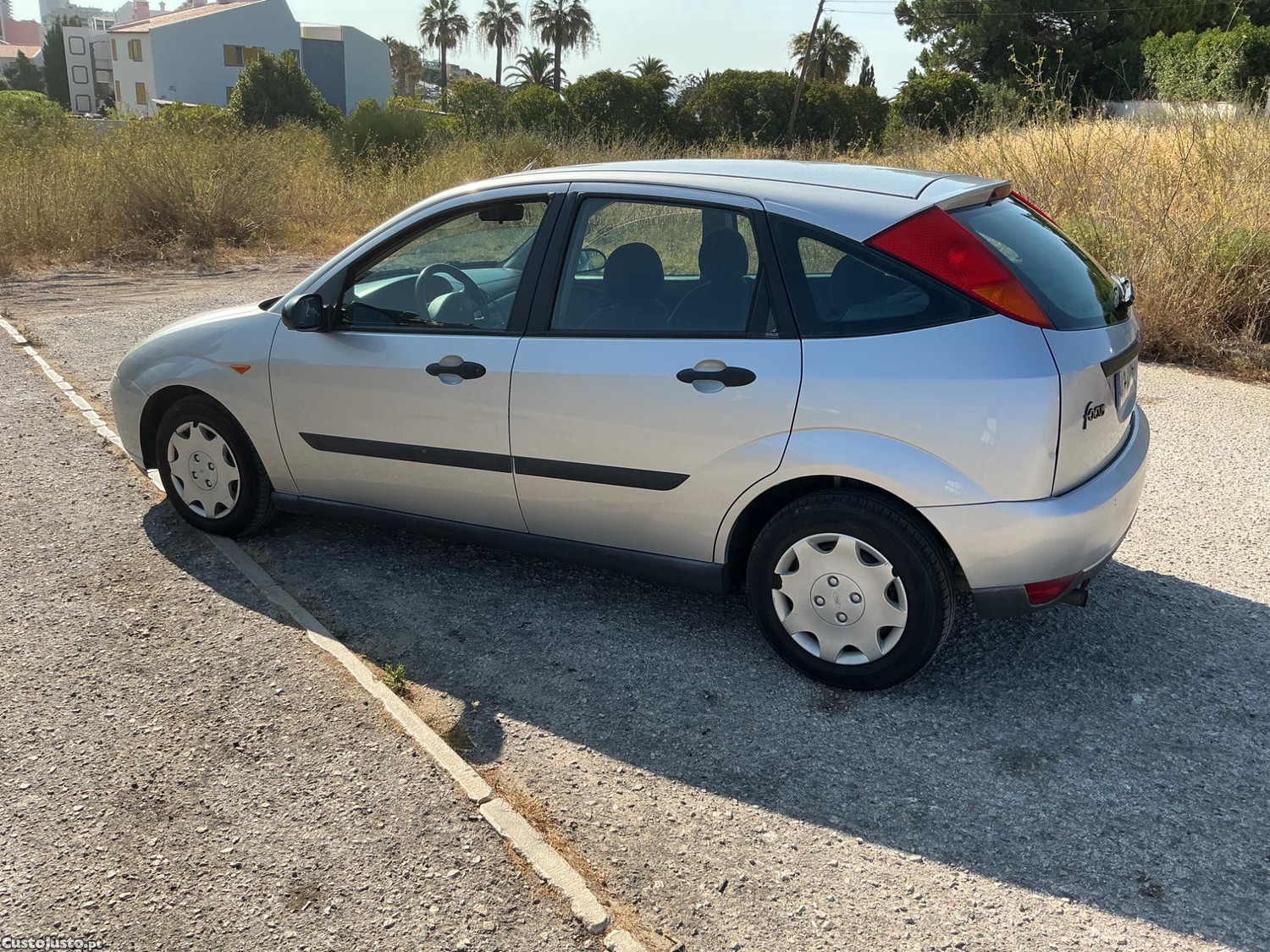 Ford Focus 1.4 Trend — fotografia 9