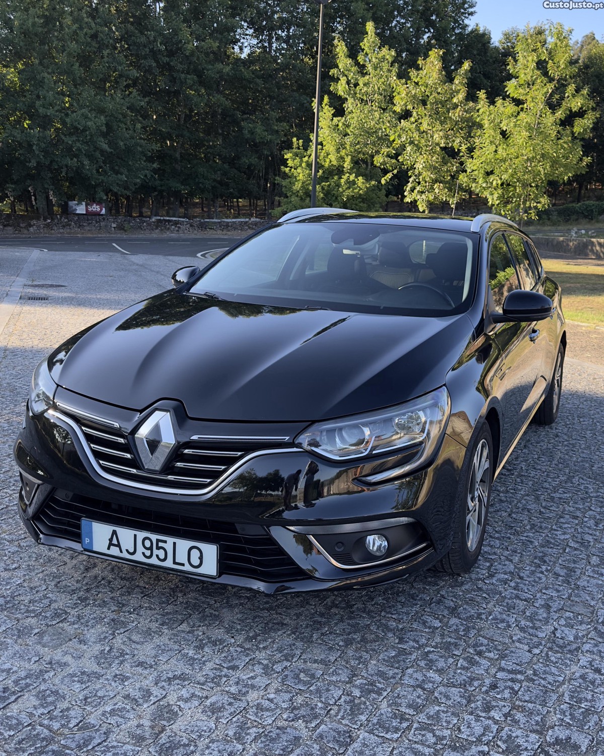 Renault Mégane IV Sport Tourer 1.5 dCi Limited | 2017 — fotografia 11