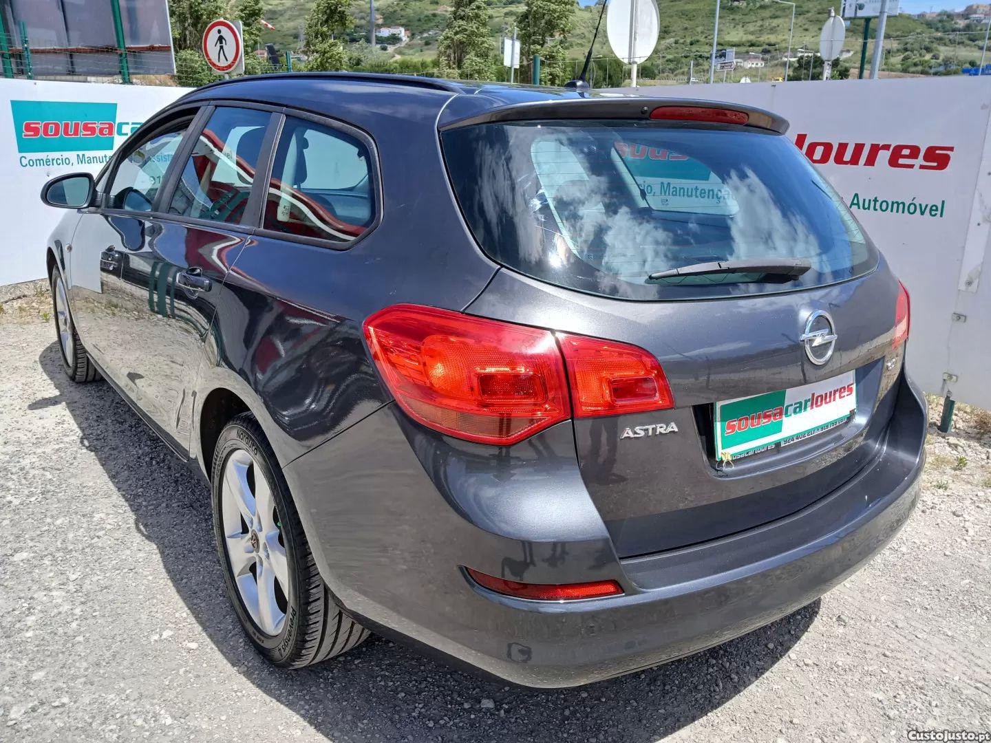 Opel Astra 1.7 cdti enjoy — fotografia 15