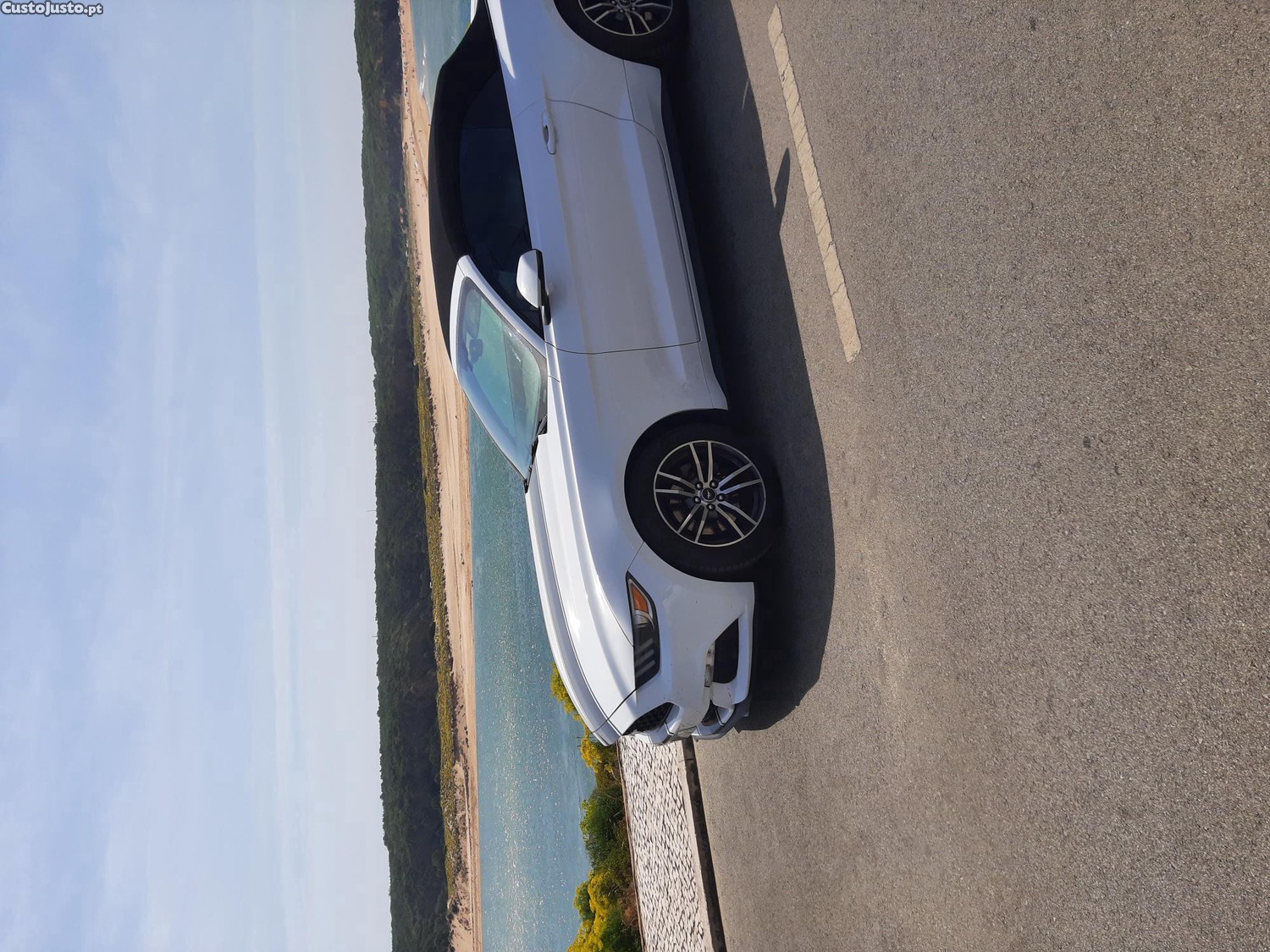 Ford Mustang 2.3 ecoboost cabrio — fotografia 2