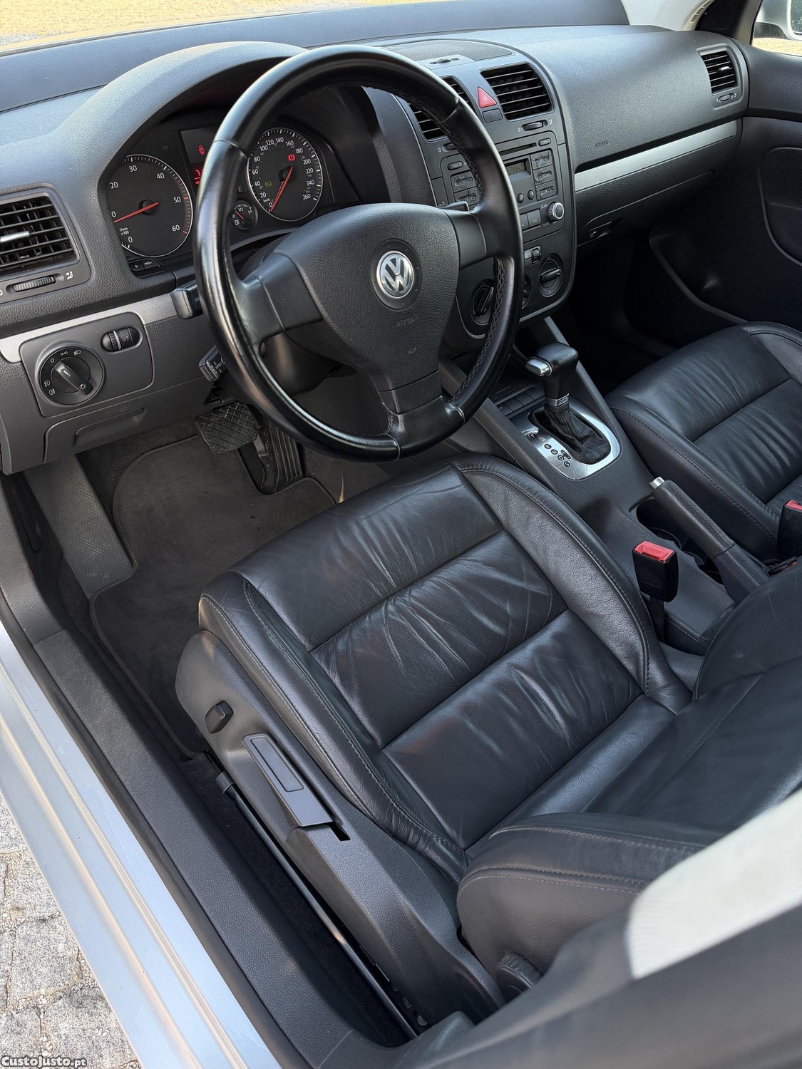 Volkswagen Jetta 1.9 tdi um dono cx automática 180mil km — fotografia 8