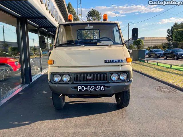 Toyota Dyna ...  foto 2