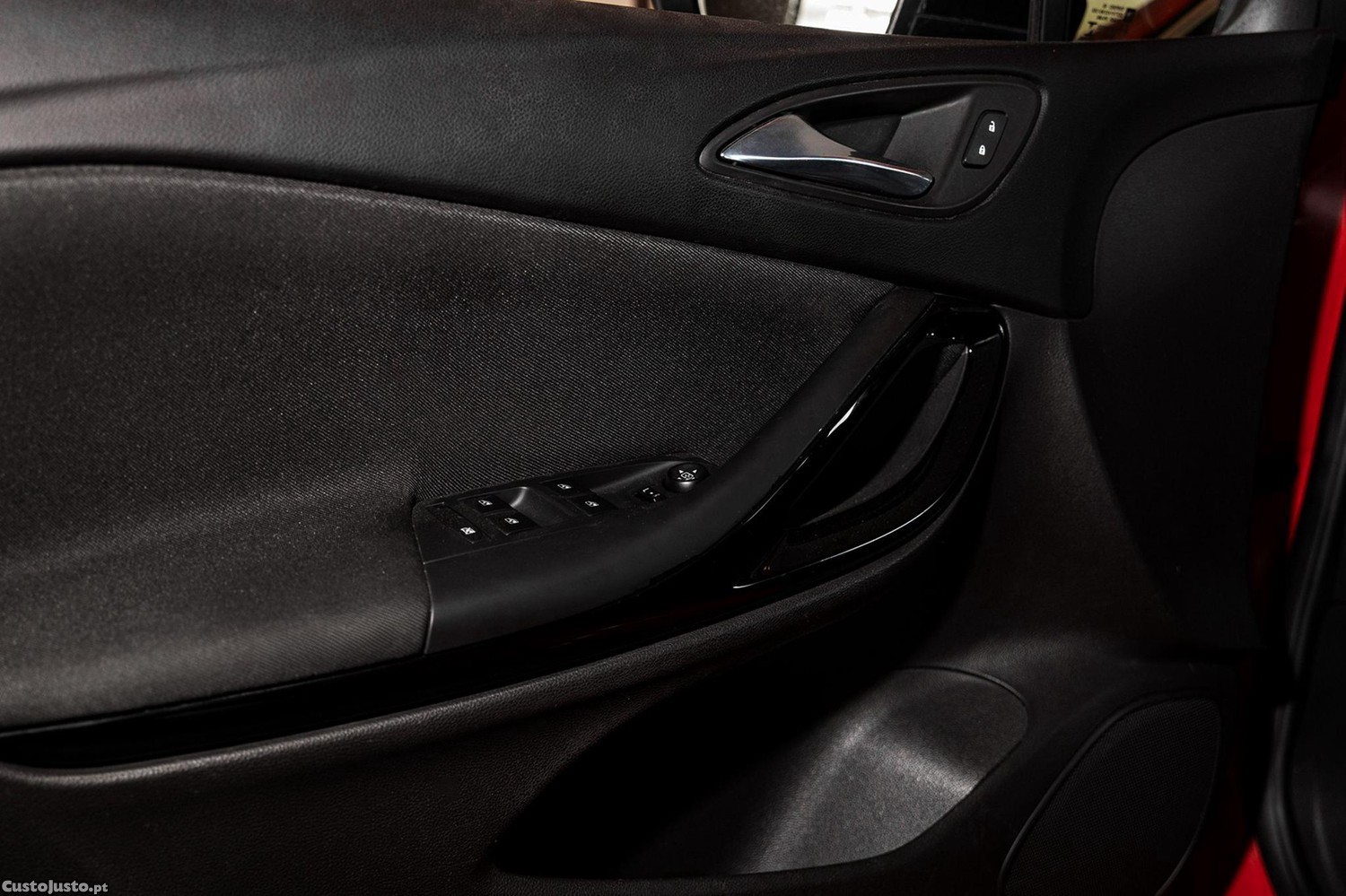 Opel Astra 1.6 T Dynamic Sport S/S — fotografia 4