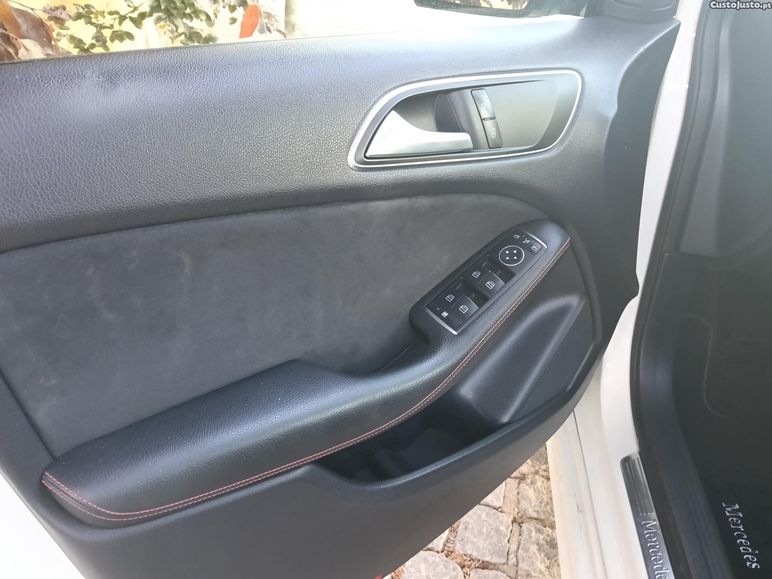 Mercedes-Benz B 180 Dct Function — fotografia 5