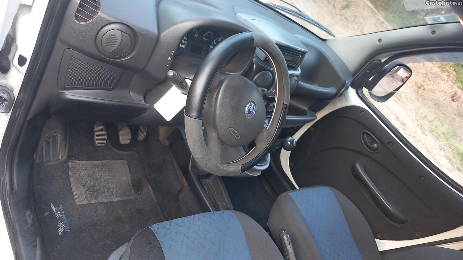 Fiat Doblo 1.3 diesel — fotografia 2