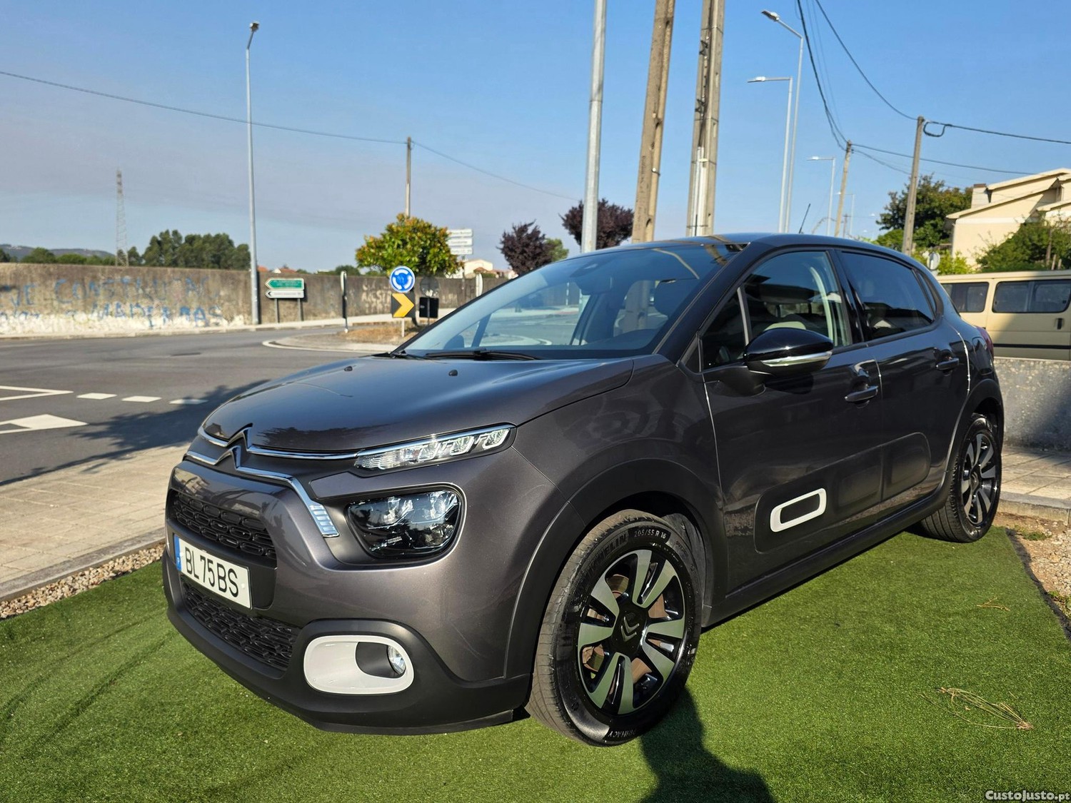 Citroën C3 1.2 PureTech Shine Pack — fotografia 26
