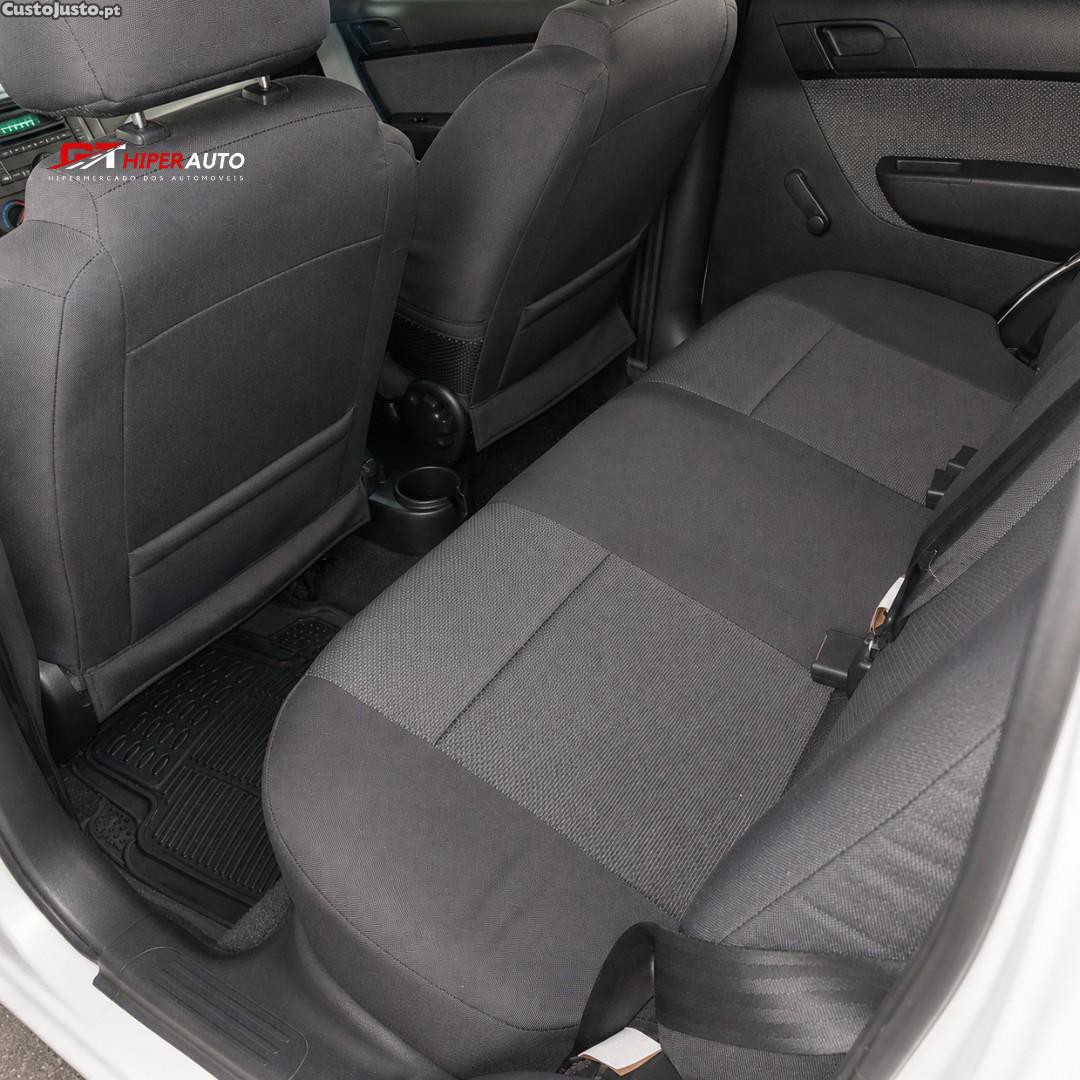 Chevrolet Aveo 1.2 L — fotografia 6