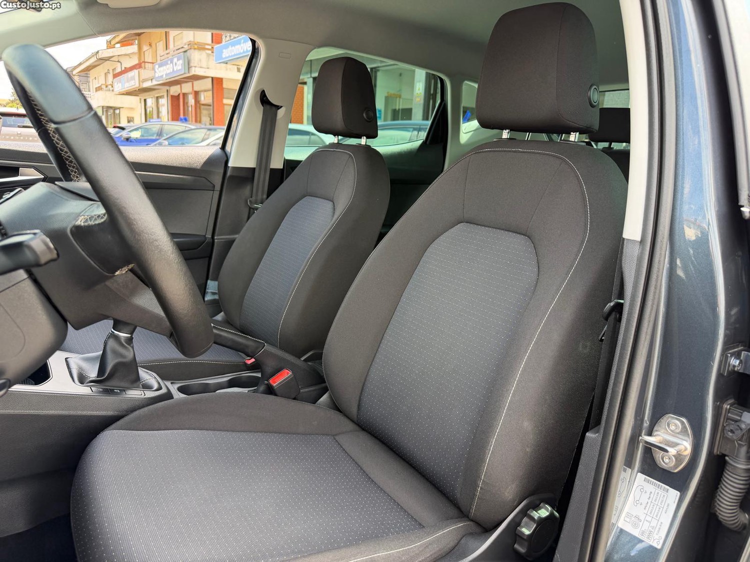 SEAT Ibiza 1.0 TSI Reference — fotografia 16