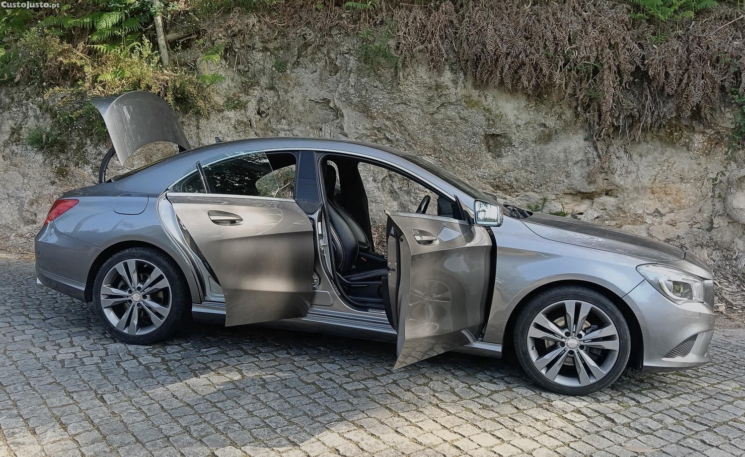 Mercedes-Benz CLA 180 Urban — fotografia 7