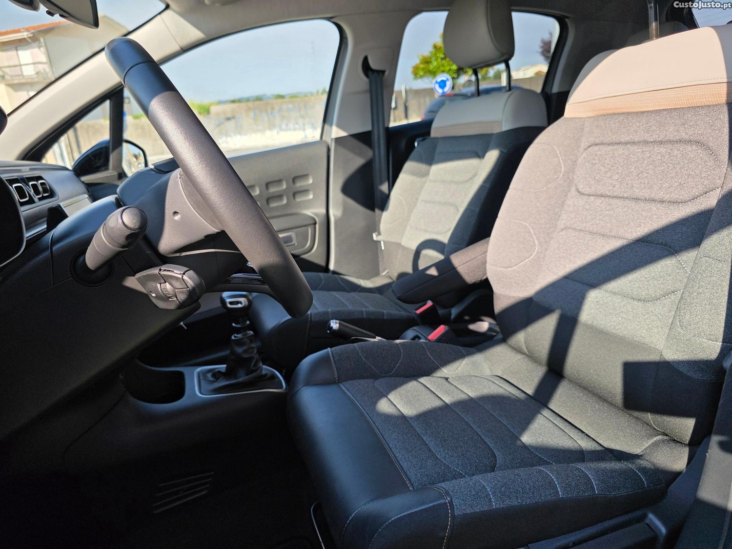 Citroën C3 1.2 PureTech Shine Pack — fotografia 9