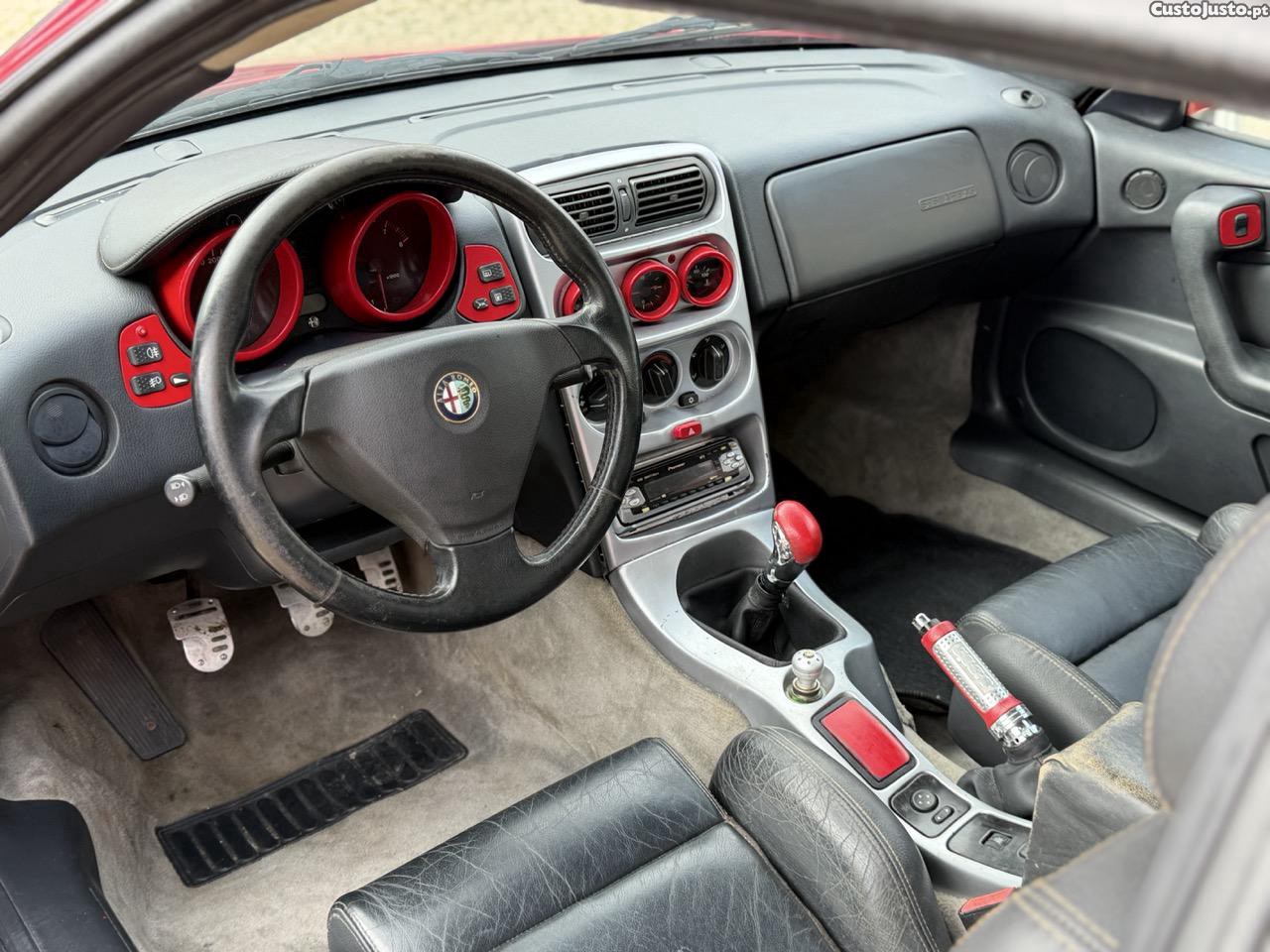 Alfa Romeo GTV 2.0 Twin Spark 16V — fotografia 13
